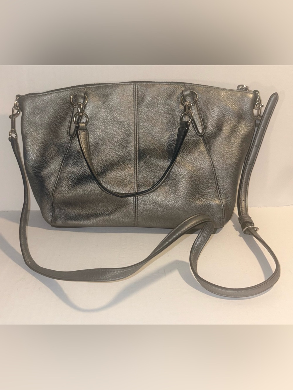 Coach Medium Kelsey Satchel in Metallic Silver Pebble Leather - Picture 2 of 4